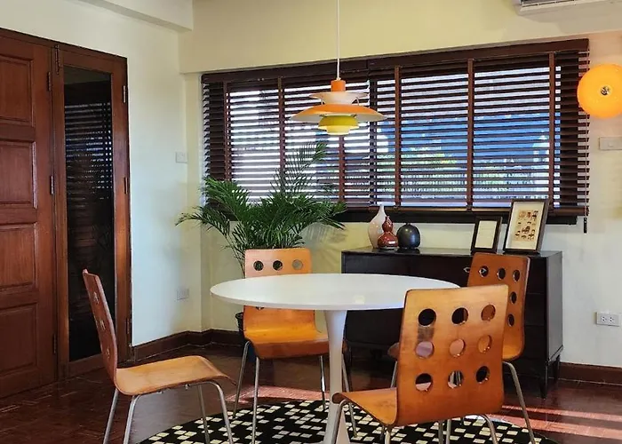 River View, Retro Vibe - Old Town *