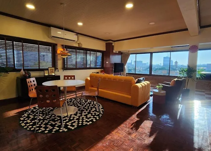 Apartment River View, Retro Vibe - Old Town *