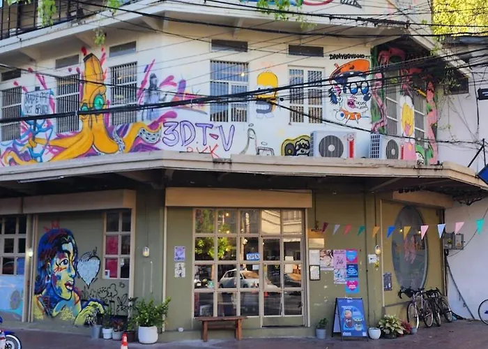 River View, Retro Vibe - Old Town Bangkok
